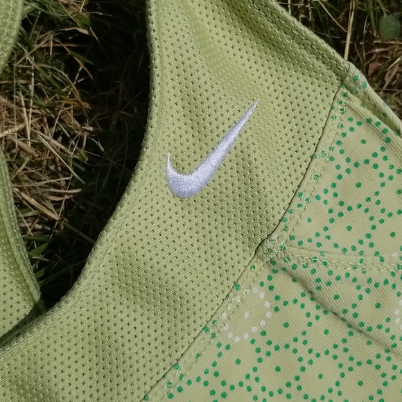 Nike Sz S Built in Shelf Bra Tank Top VGUC - Picture 2 of 5